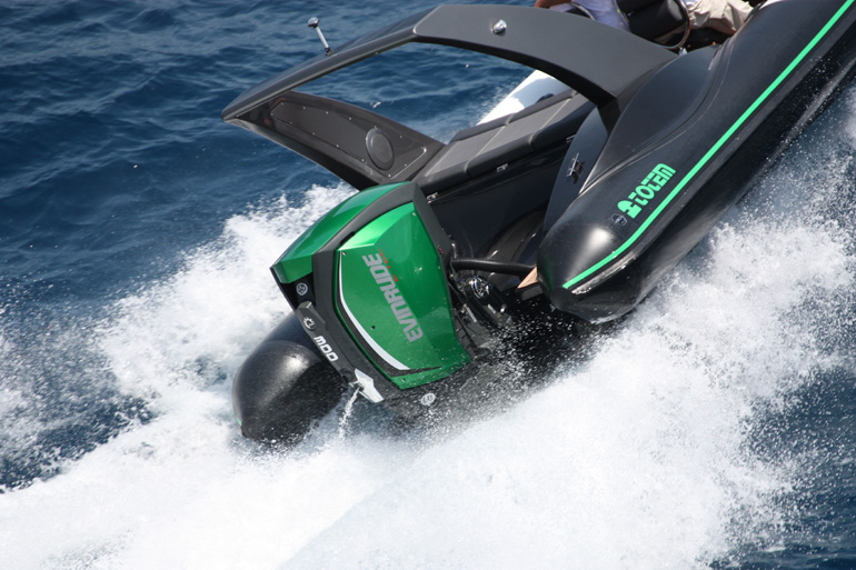 Η νέα 300άρα της Evinrude θα βάλει... φωτιά στην κατηγορία!