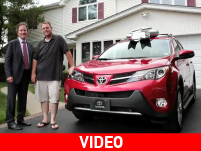 Αγόρασε αυτοκίνητο, δεν το πλήρωσε και του έδωσαν και άλλο δώρο! Αγόρασε αυτοκίνητο, δεν το πλήρωσε και του έδωσαν και άλλο δώρο!