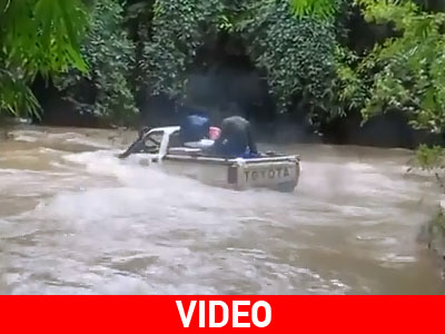 Πέρασαν το ποτάμι με αυτοκίνητο!