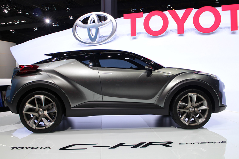 H πρόταση της Toyota στην κατηγορία των μικρών Crossover έχει όνομα. Toyota C-HR. Θα το δούμε στους δρόμους το δεύτερο εξάμηνο του 2016. 