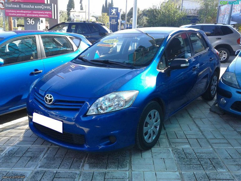 Το Toyota Auris είναι ένα αξιόπιστο αυτοκίνητο που μπορεί να χρησιμοποιηθεί για καθημερινή χρήση αλλά και για οικογενειακό