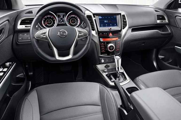 Σύγχρονο, ποιοτικό και ευρύχωρο το σαλόνι