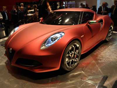 Τέλος η αναμονή για την Alfa 4C!