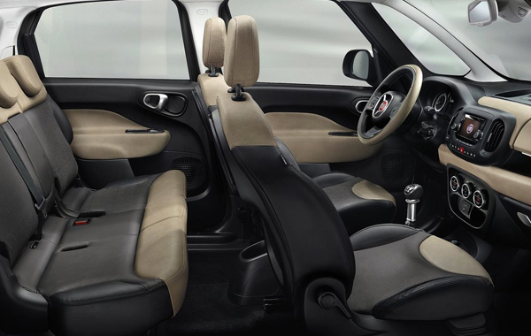 Στιλάτο και νεανικό το εσωτερικό