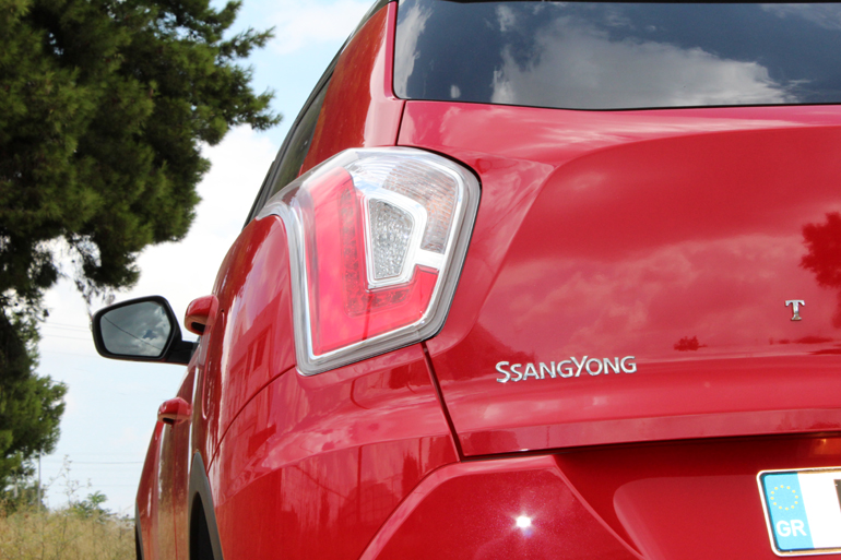 Είναι διαθέσιμο και με τον diesel e-XDi160, με την τιμή να ξεκινά από 17.970 ευρώ