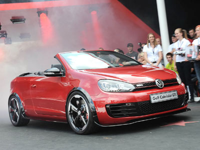 Μπαίνει στην παραγωγή το VW Golf GTI Cabrio;