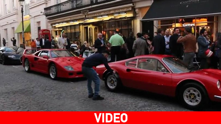 Βάφουν με σπρέι τα ακριβά αυτοκίνητα στο Λονδίνο