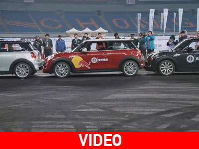 Το πάρκαρε με… μοιρογνωμόνιο!