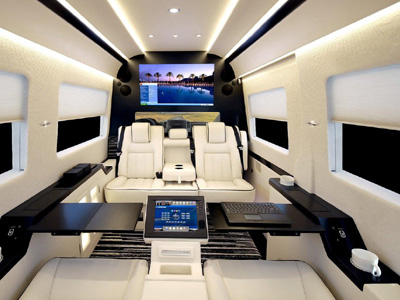 Επαγγελματικό Van που ξεπερνά κάθε λιμουζίνα!