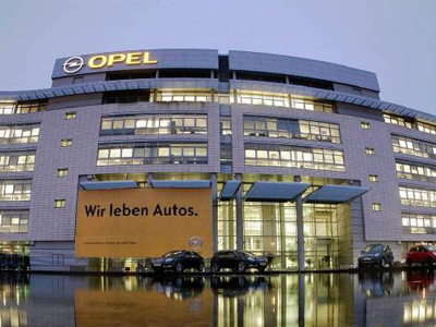 Νέο κέντρο εξέλιξης κινητήρων από την Opel