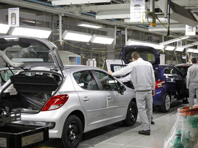 Επεκτείνεται η συνεργασία PSA και GM