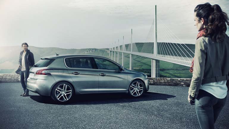 Η Peugeot κάνει πιο εύκολη τη ζωή των πελατών