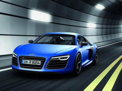 Πιο ελαφρύ, ισχυρό και γρήγορο το νέο Audi R8