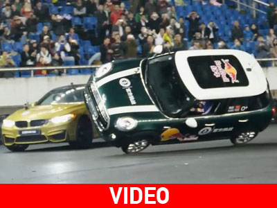 Απίστευτα donuts γύρω από όχημα που κινείται στους δύο τροχούς