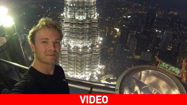Προπόνηση στους πύργους Petronas για τον Rosberg