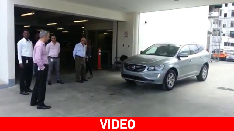 Όλα πήγαν στραβά στην επίδειξη!