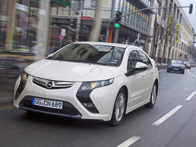 Πρώτο σε πωλήσεις το ηλεκτροκίνητο Opel Ampera