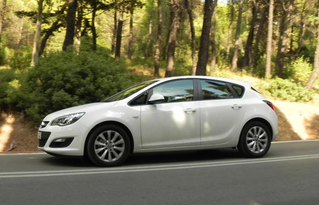 Εστιάζει στην άνεση των επιβατών και την ασφαλή οδική συμπεριφορά