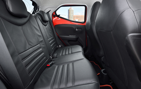 Αυξήθηκαν οι χώροι για τους πίσω επιβάτες