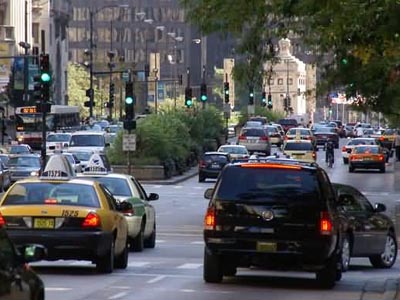 Με «μαύρα κουτιά» και τα αυτοκίνητα!