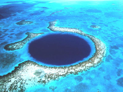 H μεγαλύτερη θαλάσσια τρύπα