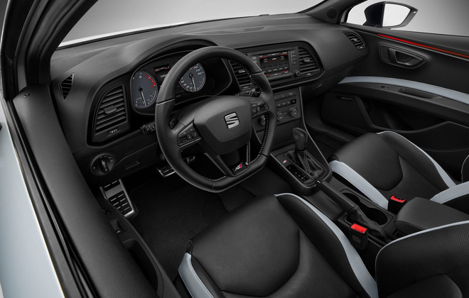 Λείπουν τα κανονικά bucket καθίσματα