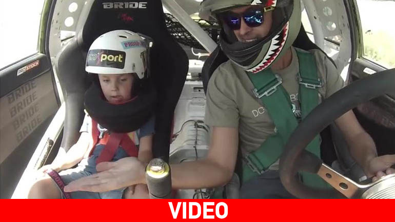 Μπαμπάς και γιος λιώνουν ελαστικά ντριφτάροντας