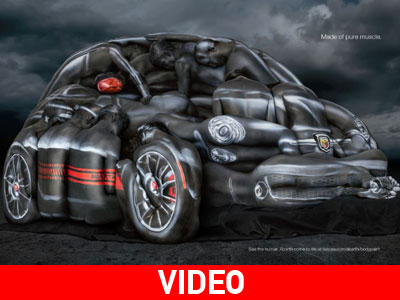 Γυμνά μοντέλα… δημιουργούν αυτοκίνητο!