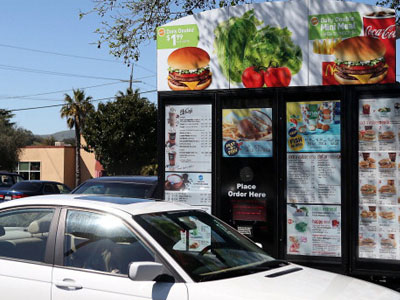 Το αυτοκίνητο που του λες «πεινάω» και σου δείχνει που να φας!