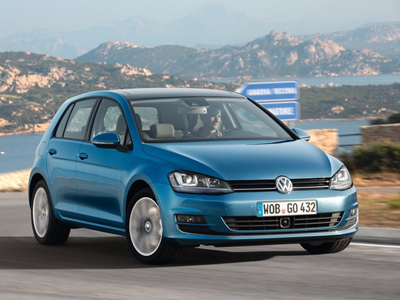 Η VW ερευνά πιθανότητα διαρροής νερού στο καινούριο Golf