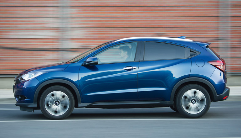 Απευθύνεται κυρίως σε νέους οδηγούς και ζευγάρια που ενδιαφέρονται για το lifestyle