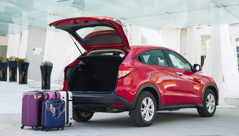 Μεγάλος και απόλυτα πρακτικός ο χώρος αποσκευών