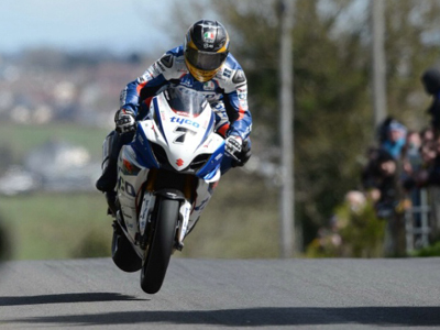 Αναβάτης έχασε τη ζωή του στο «Isle of Man TT Races» Αναβάτης έχασε τη ζωή του στο «Isle of Man TT Races»