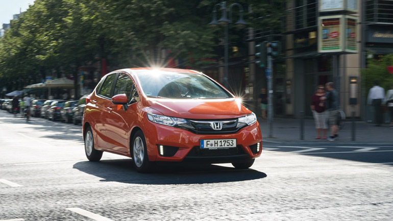 Δεν υπάρχει diesel και υβριδική έκδοση