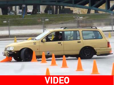 O Ken Block «λιώνει» ένα Ford Sierra station!