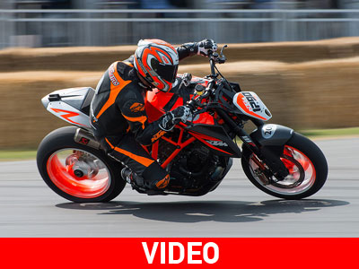 Το «τέρας» της KTM βάζει φωτιά στην άσφαλτο!