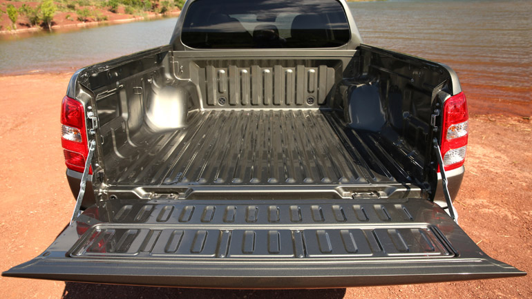 Μεγάλη, βαθιά και υψηλής αντοχής καρότσα