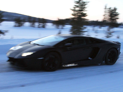H εντυπωσιακή Lamborghini Aventador Roadster