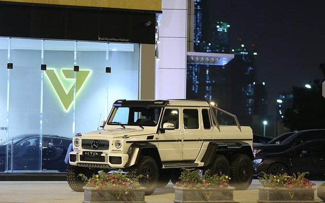 Σιγά μην έλειπε η Mercedes G63 AMG 6X6