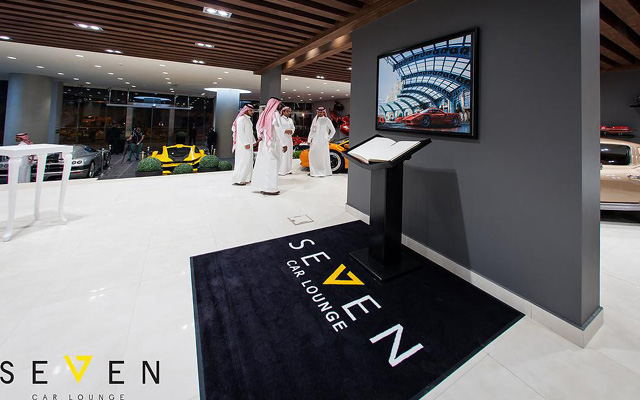 Το κατάστημα είναι ανοικτό… μόνο για πάμπλουτους κυρίους 