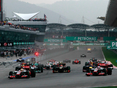 Όλα τα βλέμματα στη Μαλαισία!