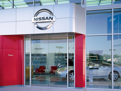 H Nissan ανακαλεί χιλιάδες αυτοκίνητα λόγω πιθανής διαρροής καυσίμου