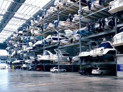 Νέο πολυτελές πάρκινγκ σκαφών στο Λαύριο