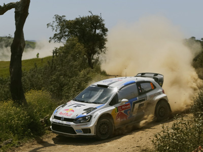 Με νέο χειρόφρενο στο Ακρόπολις τα VW Polo R WRC
