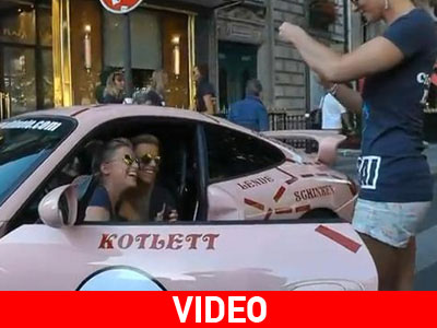 Θα μπαίνατε μέσα σε αυτήν τη ροζ Porsche;