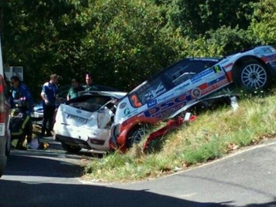 Σκοτώθηκε θεατής σε αγώνα ράλι Σκοτώθηκε θεατής σε αγώνα ράλι