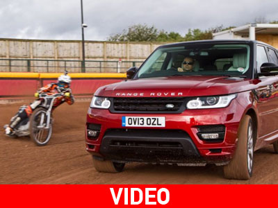 Range Rover εναντίον μοτοσικλέτας στο χώμα!