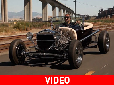 H πιο παράξενη θέση οδήγησης!