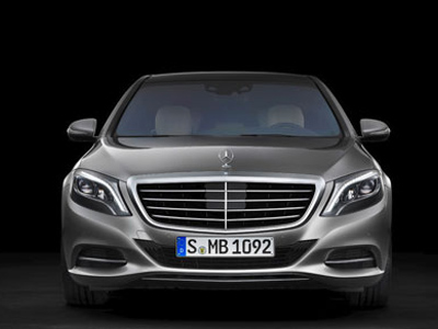 Η λιμουζίνα της Mercedes!