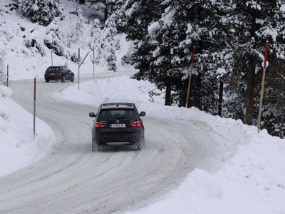 Οδήγηση στο χιόνι και στον πάγο!